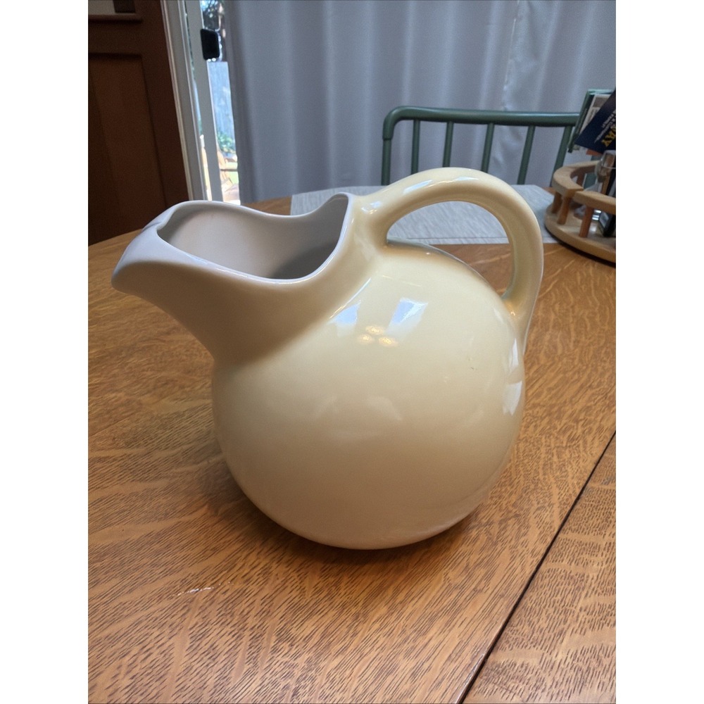 Vtg Coors Pottery Coorsite Ball Jug Pale Yellow & White MINT